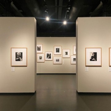 Wycieczka fotografów z Technikum im. J. Piłsudskiego do Muzeum Historii Fotografii MUFO