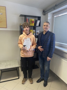 Laureaci konkursu fotograficznego oraz podsumowanie Miesiąca Bibliotek na Zielonce