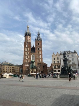 Technikum im. J. Piłsudskiego: Wycieczka ekonomistów do Teatru Stu w Krakowie