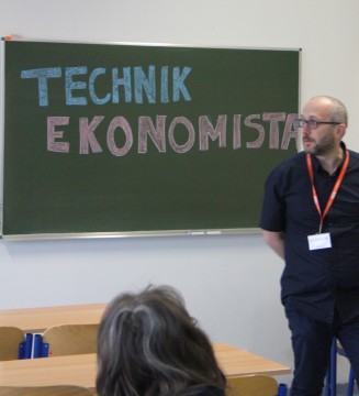 Dni Otwarte w Technikum im. J. Pisudskiego w Brzesku oraz Powiatowe Targi Edukacyjne