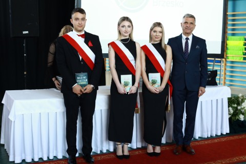 Do zobaczenia w dorosłym życiu… - Pożegnanie Maturzystów na Zielonce