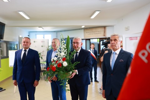 "Każdy początek ma w sobie nowe możliwości" - inauguracja nowego roku szkolnego w ZSTiB w Brzesku
