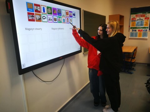 Logistycy w akcji! - Tydzień Kształcenia Zawodowego w Technikum im. J. Piłsudskiego w Brzesku