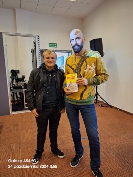 Ekonomiści z Technikum im. J. Piłsudskiego na 27. Międzynarodowych Targach Książki