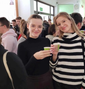Uczniowie Zespołu Szkół w Czchowie realizowali od września ekoprojekt pod nazwą „Zielono mi” .