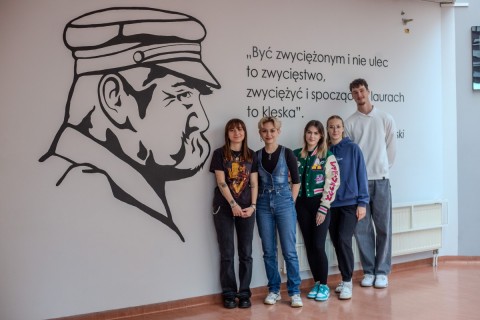 Technikum im. J. Piłsudskiego w Brzesku: Dziewczyny, które robią „schoolart”