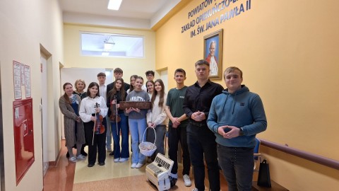 „Świąteczne akcje” w Technikum im. J. Piłsudskiego w Brzesku