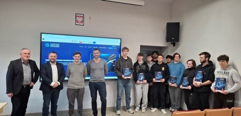 Technikum im. J. Piłsudskiego w Brzesku: Branżowe Certyfikaty Umiejętności dla Informatyków