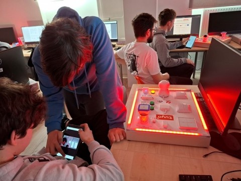 Technikum im. J. Piłsudskiego w Brzesku: Branżowe Certyfikaty Umiejętności dla Informatyków