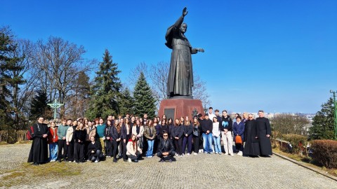 Technikum im. J. Piłsudskiego w Brzesku: Pielgrzymka Maturzystów do Częstochowy