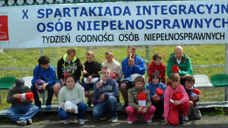 „TYDZIEŃ GODNOŚCI OSÓB NIEPEŁNOSPRAWNYCH”  W SOSW W ZŁOTEJ