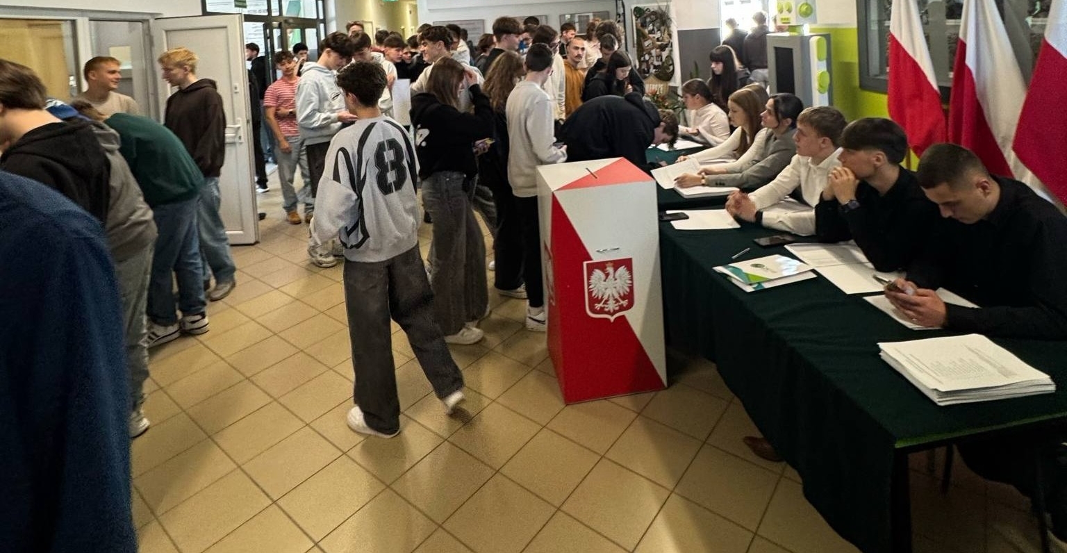 Szkolne prawybory prezydenckie na Zielonce - lekcja demokracji w praktyce