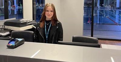 Oliwia Plesińska Laureatką III edycji Olimpiady Umiejętności Hotelarskich - sukces uczennicy z ZSTiB na prestiżowym wydarzeniu