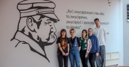 Technikum im. J. Piłsudskiego w Brzesku: Dziewczyny, które robią „schoolart”