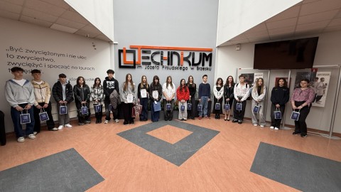 Technikum im. J. Piłsudskiego - III Powiatowy Konkurs Leksykalno – Gramatyczny z Języka Angielskiego dla klas 8 szkół podstawowych