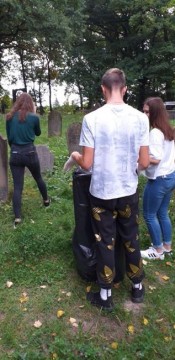 Holocaust – Brzeska młodzież pamięta