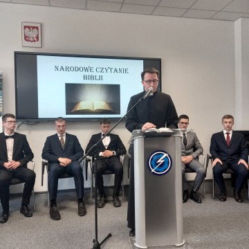Narodowe Czytanie Biblii z ZSTiB