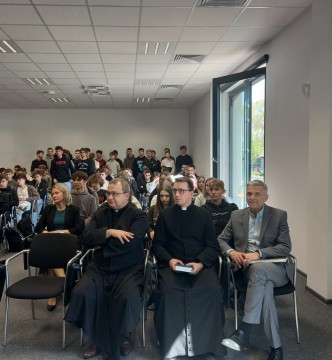 Narodowe Czytanie Biblii z ZSTiB