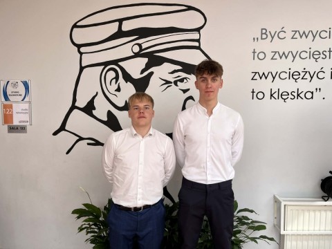 Sukces uczniów Technikum im. J. Piłsudskiego w Ogólnopolskiej Olimpiadzie wiedzy z dziedziny spedycji „Zawodowa droga do sukcesu – spedycja”