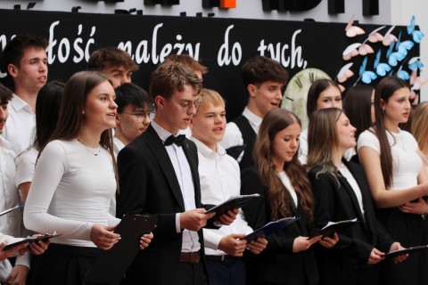 Pożegnanie uczniów klas maturalnych z Technikum im.  J.Piłsudskiego w Brzesku