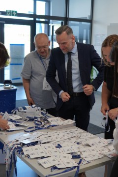 Ludzie ważniejsi od technologii