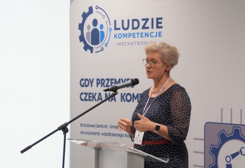 Ludzie ważniejsi od technologii