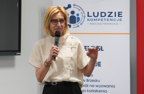 Ludzie ważniejsi od technologii