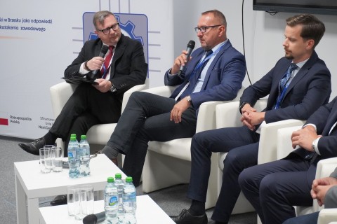 Ludzie ważniejsi od technologii