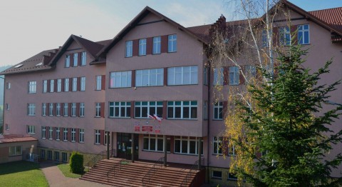 Winda zmieni szkołę w Czchowie
