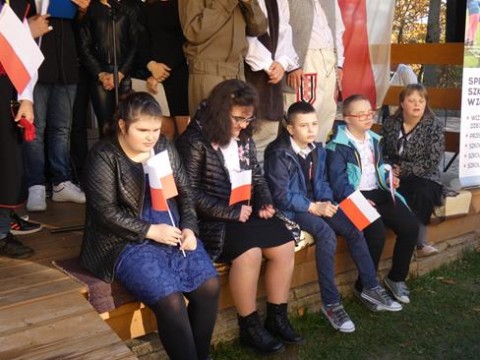 Udział SOSW w Złotej w akcji „SZKOŁA PAMIĘTA”