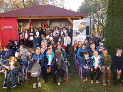 Udział SOSW w Złotej w akcji „SZKOŁA PAMIĘTA”