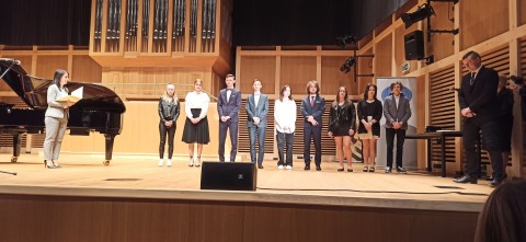 Stypendia Premiera dla naszych uczniów