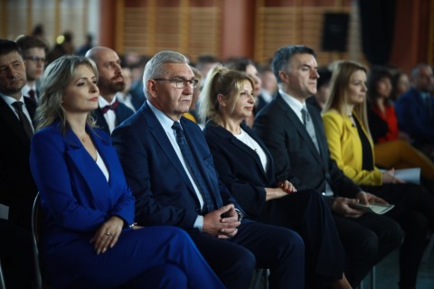 Uroczyste pożegnanie klas maturalnych na Zielonce