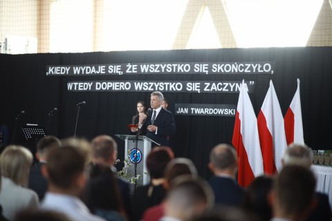 Uroczyste pożegnanie klas maturalnych na Zielonce