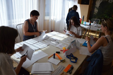Piknik Naukowy w Powiatowym Centrum Edukacji w Brzesku