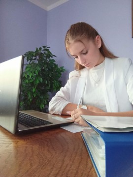 Wakacyjne staże furtką do kariery zawodowej