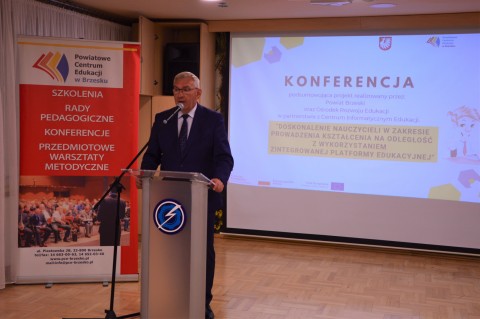 Konferencja w Powiatowym Centrum Edukacji w Brzesku