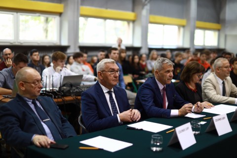 Jak wiedza o budowie pantofelka przydaje się w dorosłym życiu czyli debata oksfordzka o edukacji na Zielonce