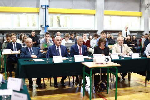 Jak wiedza o budowie pantofelka przydaje się w dorosłym życiu czyli debata oksfordzka o edukacji na Zielonce