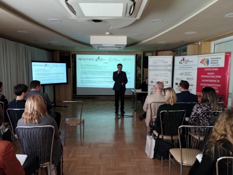 Konferencja „Zmiany w edukacji ekonomicznej dzieci i młodzieży – wyzwania i propozycje”.