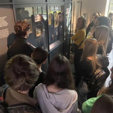 ‘Co robi zdjęcie?’ - Wycieczka zawodoznawcza fotografów z Technikum im. J. Piłsudskiego w Brzesku.