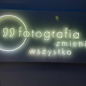 ‘Co robi zdjęcie?’ - Wycieczka zawodoznawcza fotografów z Technikum im. J. Piłsudskiego w Brzesku.