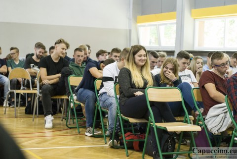 Narodowe czytanie „Przedwiośnia” w  ZSP nr 2