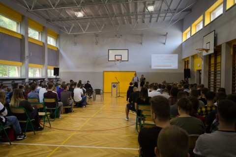 Narodowe czytanie „Przedwiośnia” w  ZSP nr 2