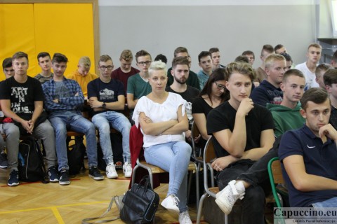 Narodowe czytanie „Przedwiośnia” w  ZSP nr 2