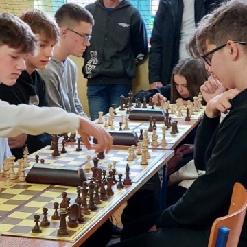 Powiatowy Szach–Mat – sukces Uczniów Technikum im. J. Piłsudskiego