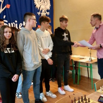 Powiatowy Szach–Mat – sukces Uczniów Technikum im. J. Piłsudskiego