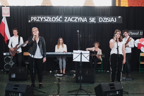 Jubileuszowy rok szkolny w ZSP Nr 2 w Brzesku rozpoczęty!