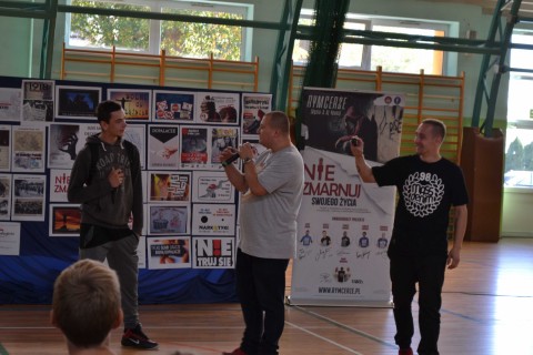 Wolność widziana oczami współczesnej młodzieży - bez narkotyków, bez dopalaczy, bez alkoholu.