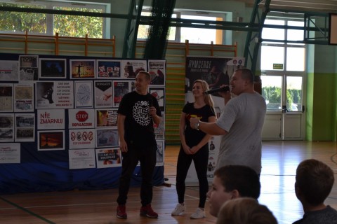 Wolność widziana oczami współczesnej młodzieży - bez narkotyków, bez dopalaczy, bez alkoholu.